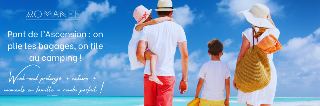 Familie en vacances à la plage avec enfants